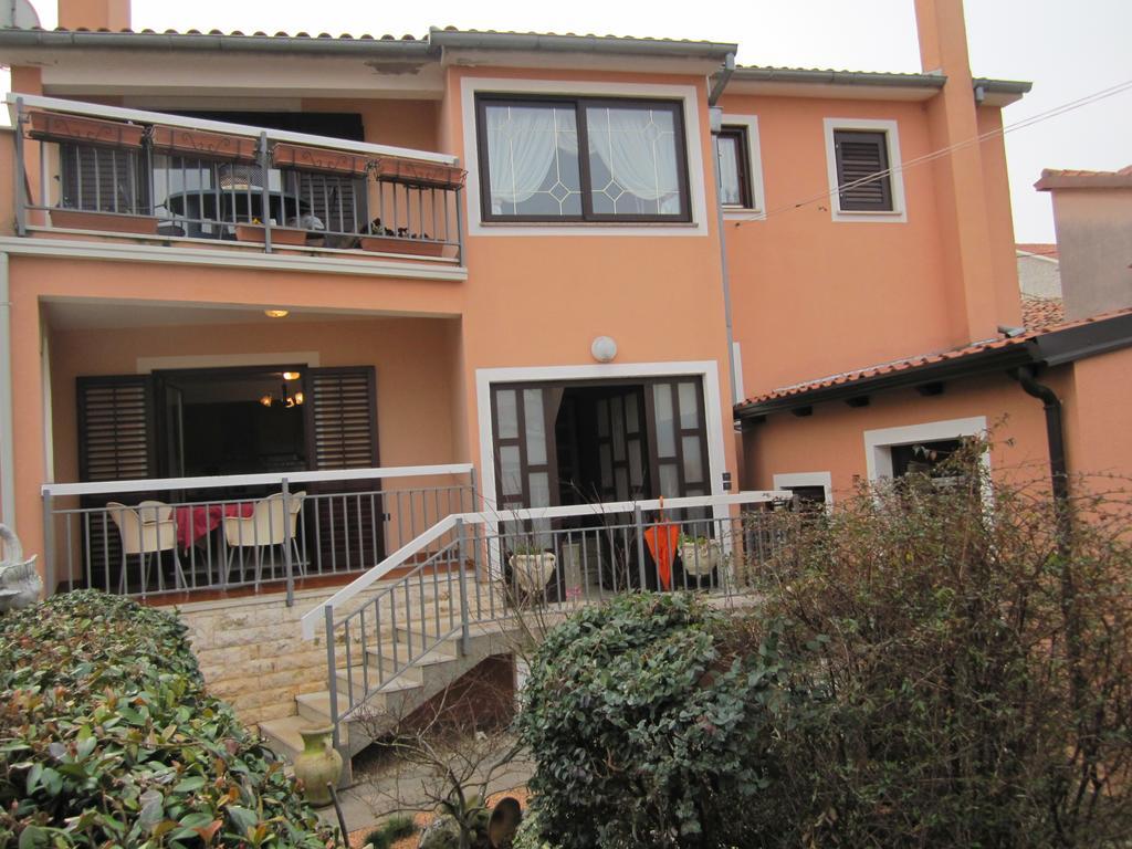 Apartments Mediteraneo Tar-Vabriga 외부 사진