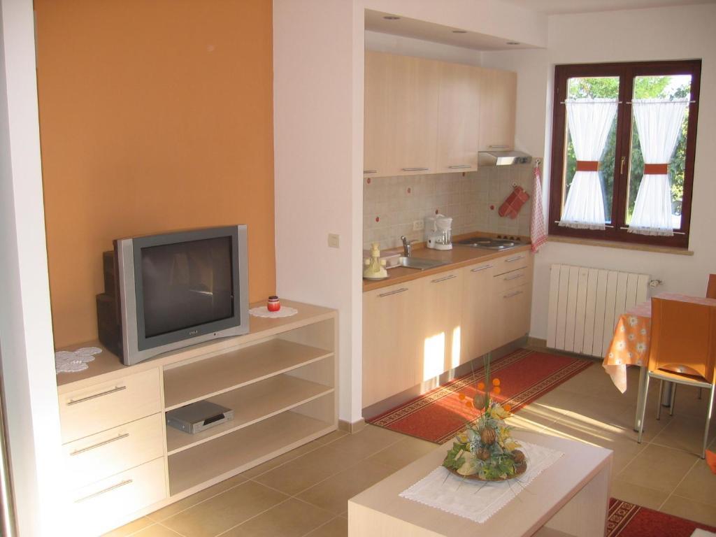 Apartments Mediteraneo Tar-Vabriga 외부 사진